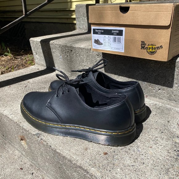Dr. Martens Thurston Lo (M 10.5) - Picture 3 of 6